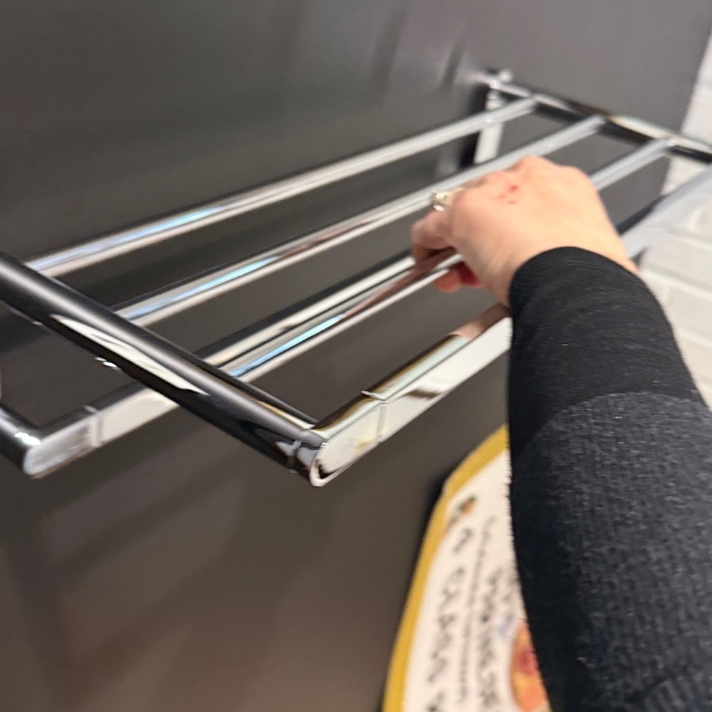 Porcelanosa nk  chrome Towel Bar